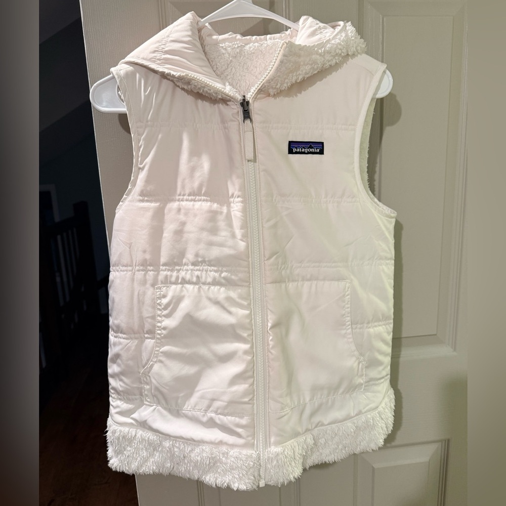 Patagonia Women’s Los Gatos reversible vest